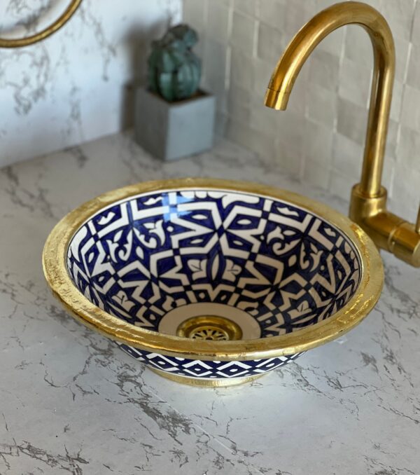 Lavabo en céramique fait main – Vasque artisanale marocaine bleue au design organique ( 42 cm x H 15 cm, 6,7 kg)